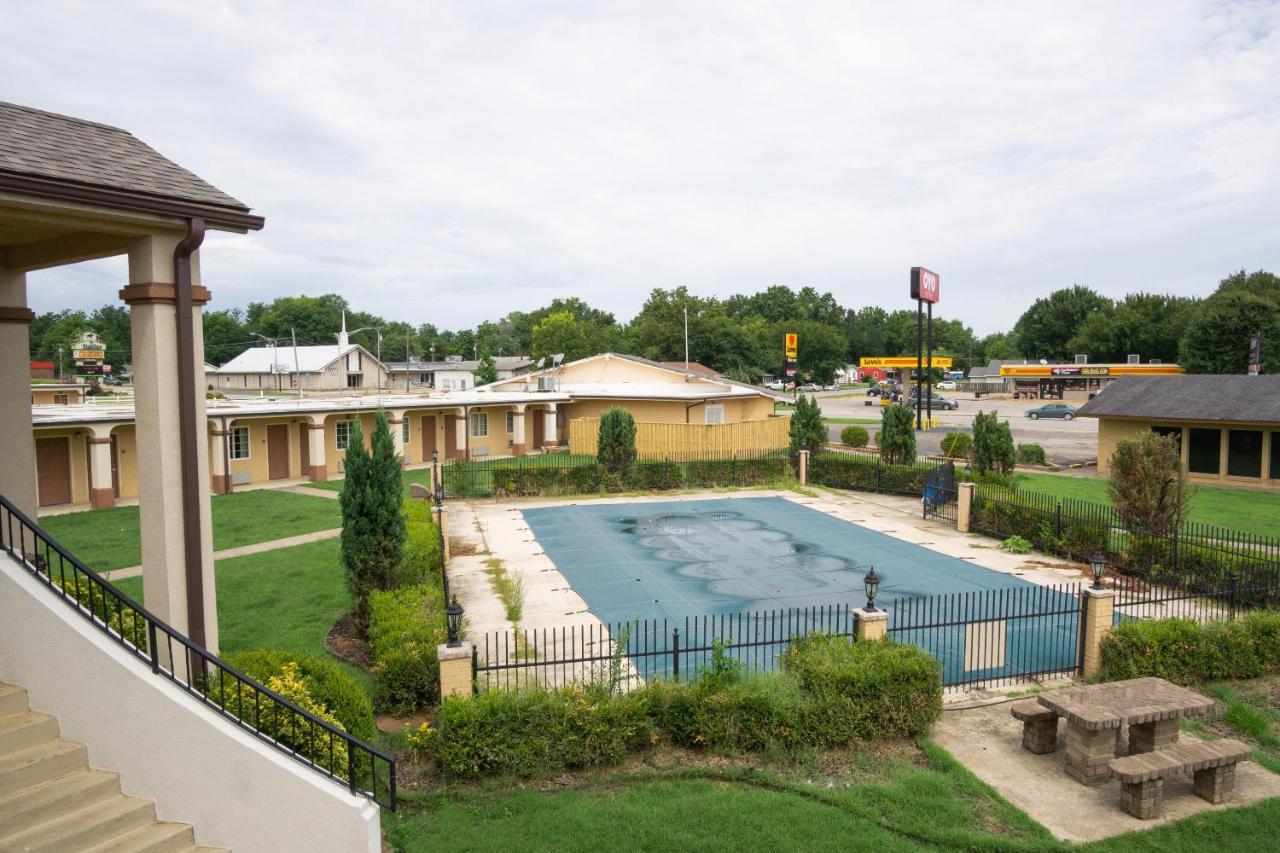 Woodridge Inn And Suites ميامي المظهر الخارجي الصورة