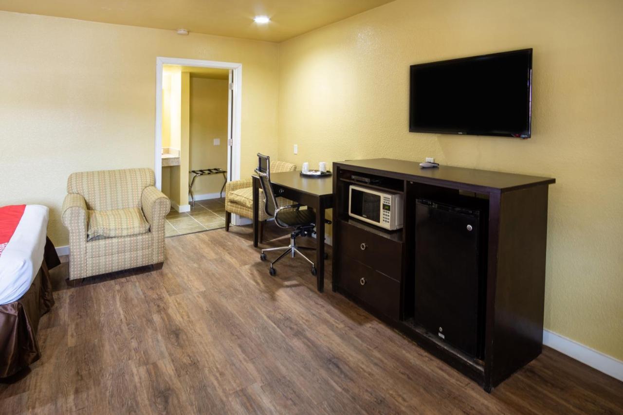 Woodridge Inn And Suites ميامي المظهر الخارجي الصورة