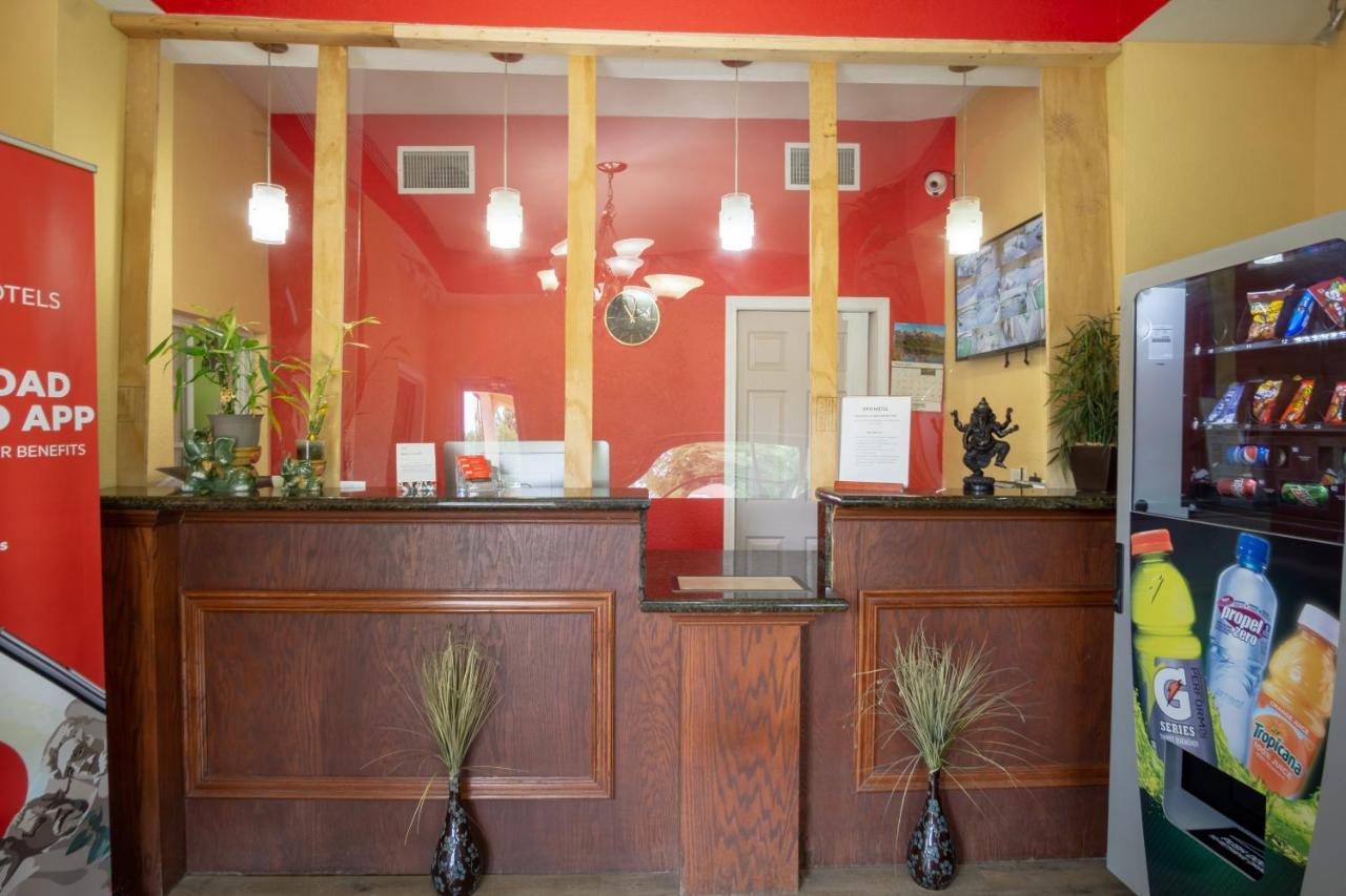 Woodridge Inn And Suites ميامي المظهر الخارجي الصورة