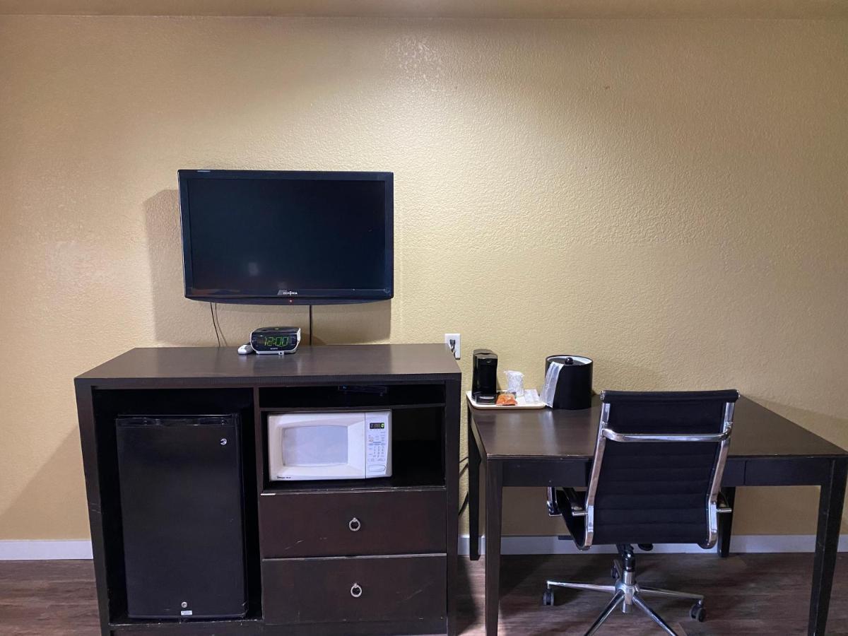 Woodridge Inn And Suites ميامي المظهر الخارجي الصورة